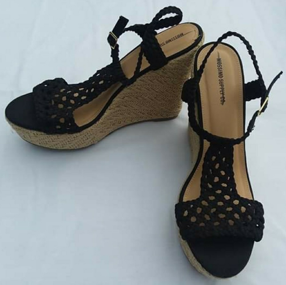 Mossimo Women's Size 10 Black Wedge Heels